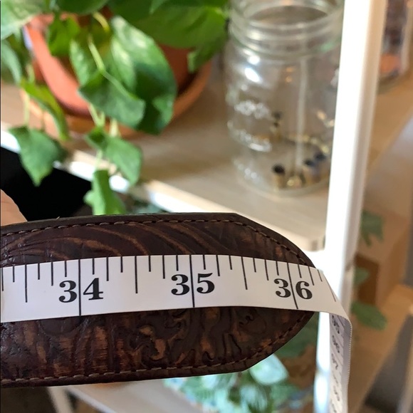 Vintage Justin Tooled Brown Belt - Picture 4 of 4